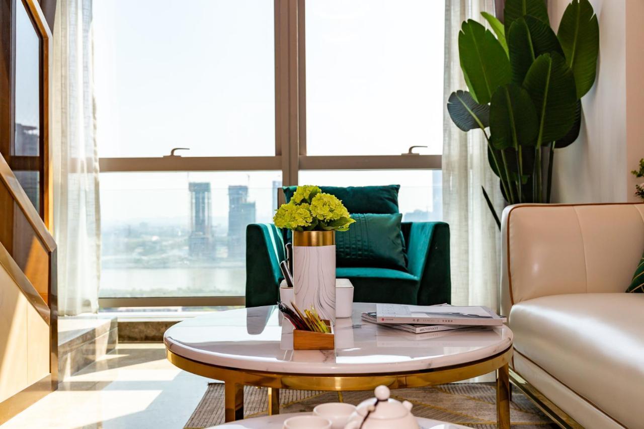 Livetour Hotel Zhujiang New Town Guangzhou Eksteriør billede
